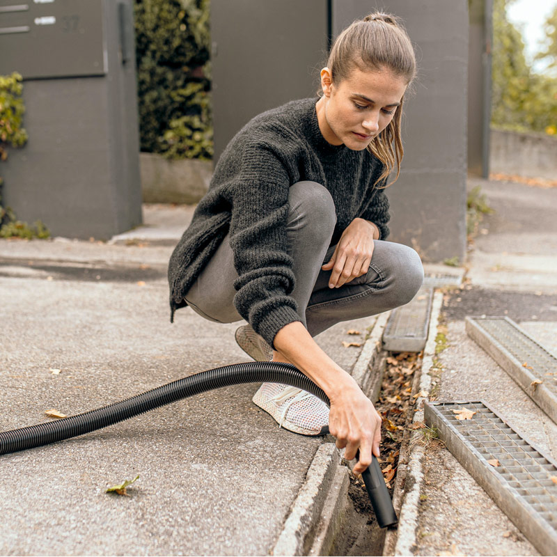 Хозяйственный пылесос Karcher WD 2 Plus S V-15/4/18