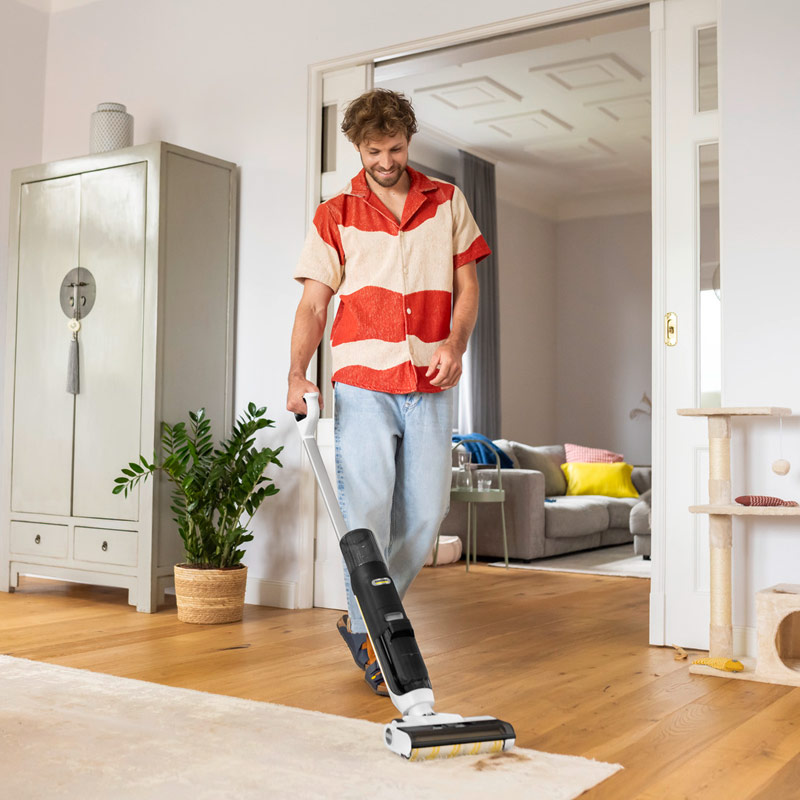 Вертикальный моющий пылесос Karcher FCV 3