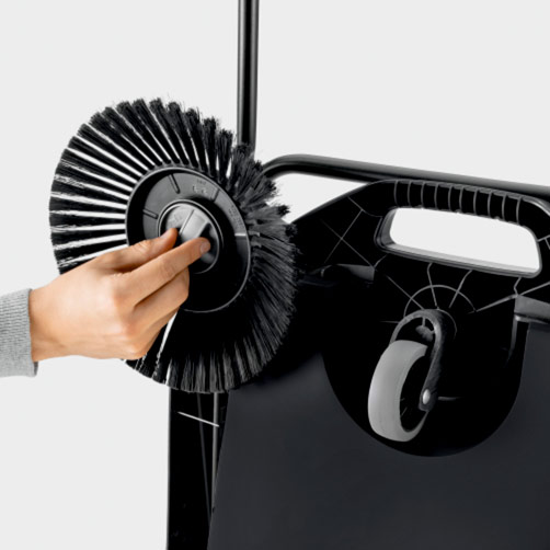 Практичный замок для боковой щетки