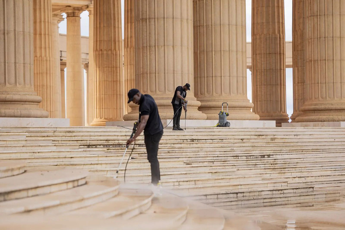 Очистка Нотр-Дам-де-ла-Пэ в Кот-д'Ивуаре Очистка Нотр-Дам-де-ла-Пэ в Кот-д'Ивуаре